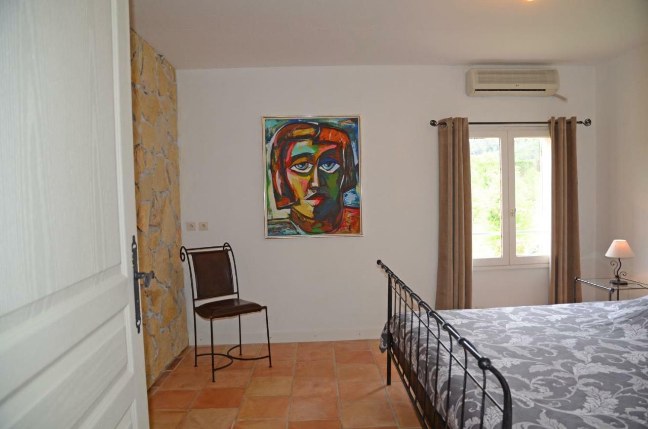 Appartamento Domaine Hemmitage Salernes Esterno foto