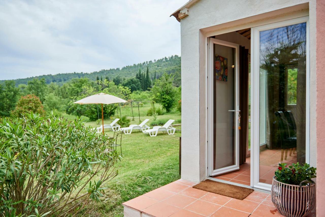 Appartamento Domaine Hemmitage Salernes Esterno foto