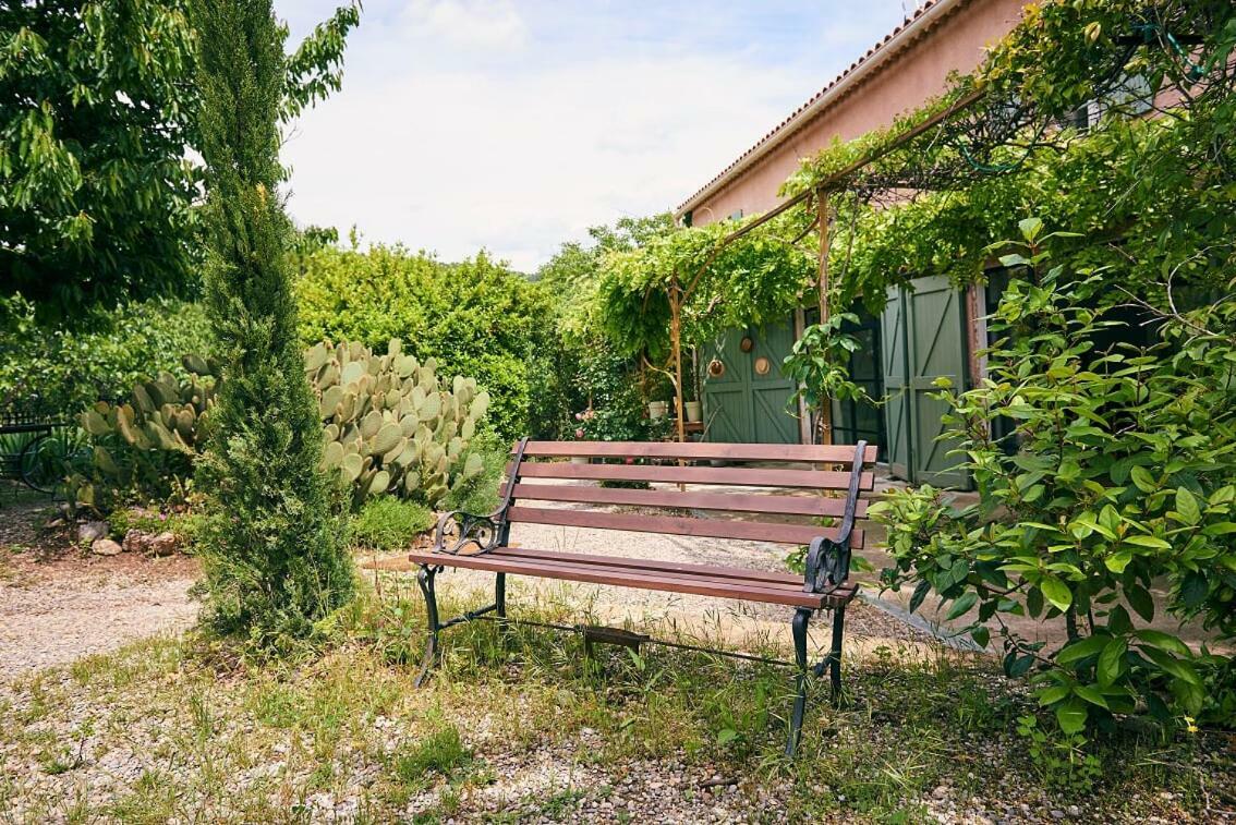 Appartamento Domaine Hemmitage Salernes Esterno foto