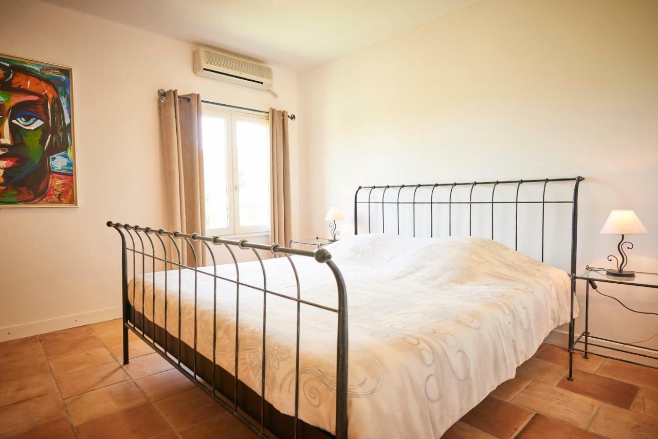 Appartamento Domaine Hemmitage Salernes Esterno foto