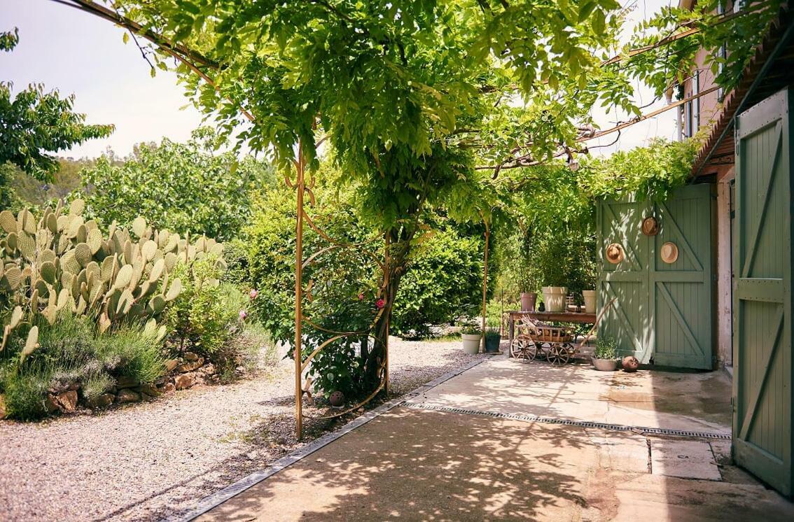Appartamento Domaine Hemmitage Salernes Esterno foto