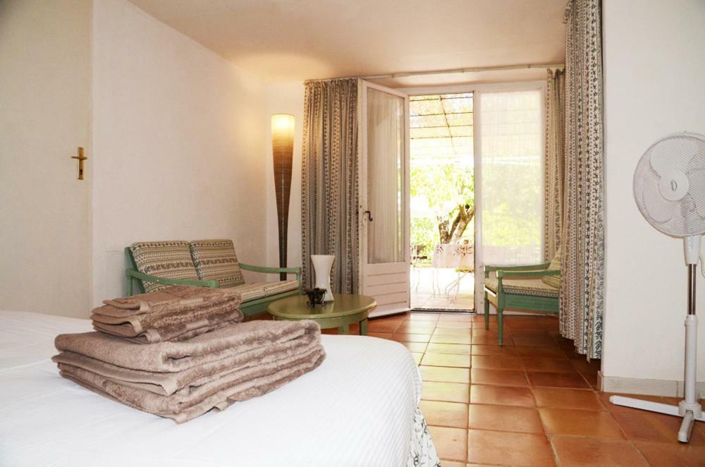 Appartamento Domaine Hemmitage Salernes Esterno foto